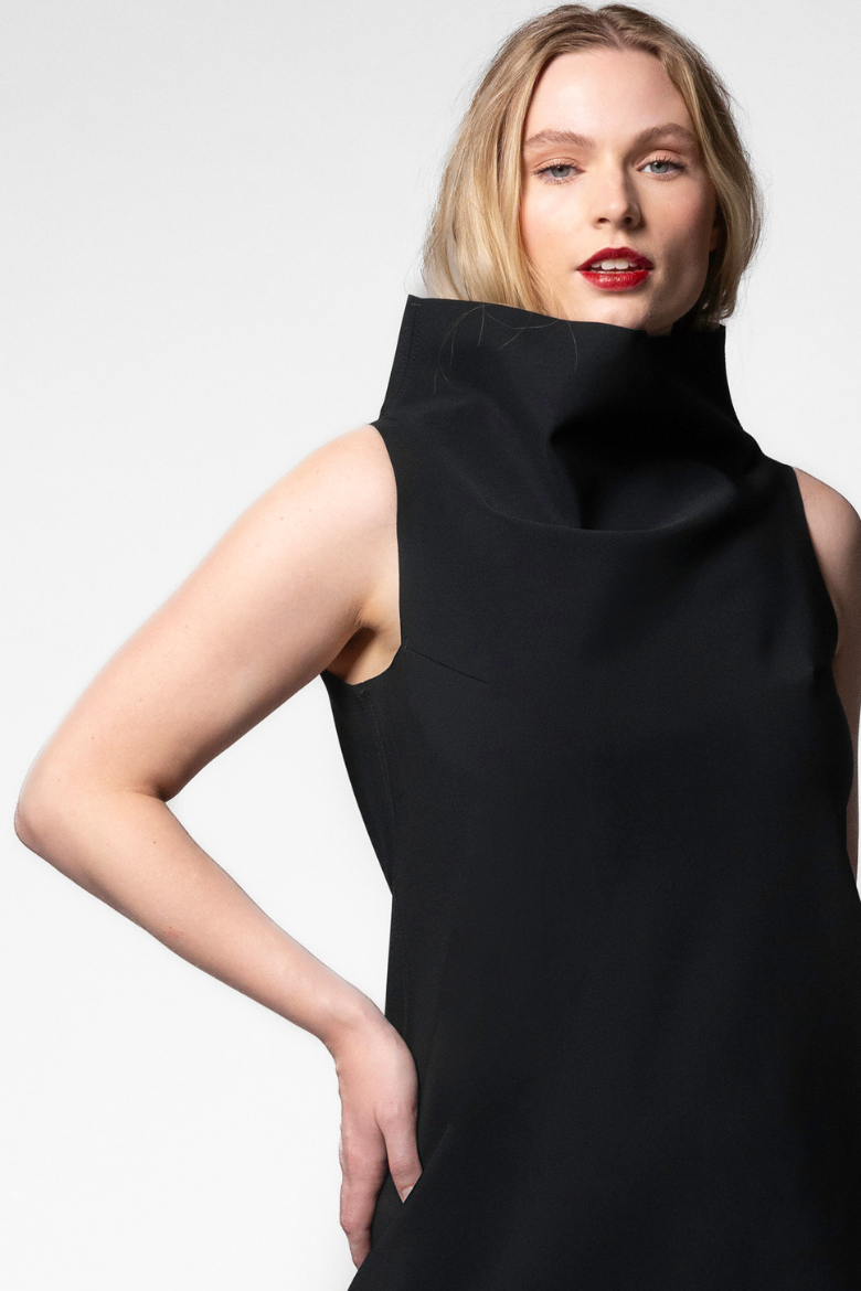 Isabella Sleeveless Shift Dress Black / XL Isabella Sleeveless Shift Dress Black / XL