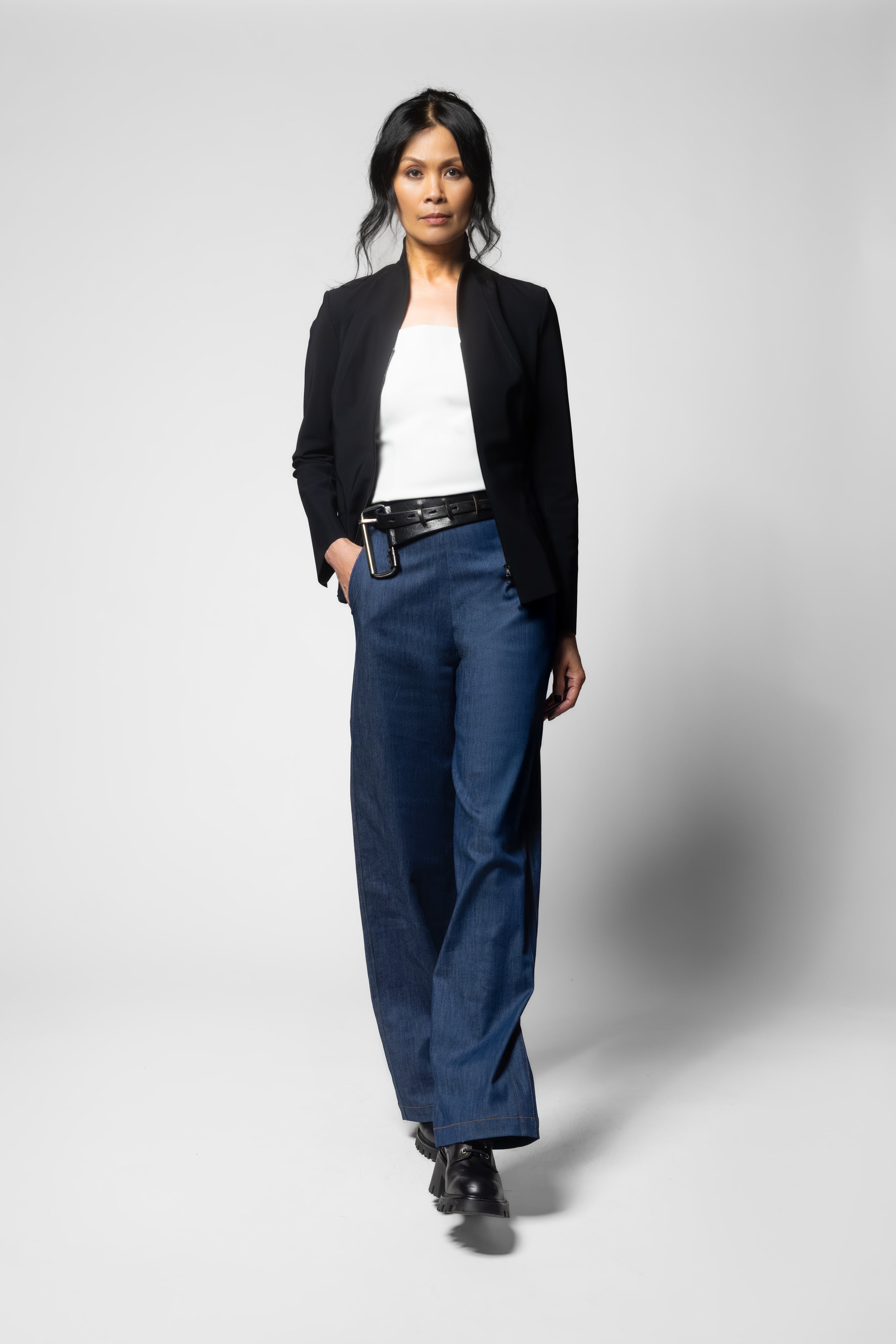 Jezebel Jacket - Black