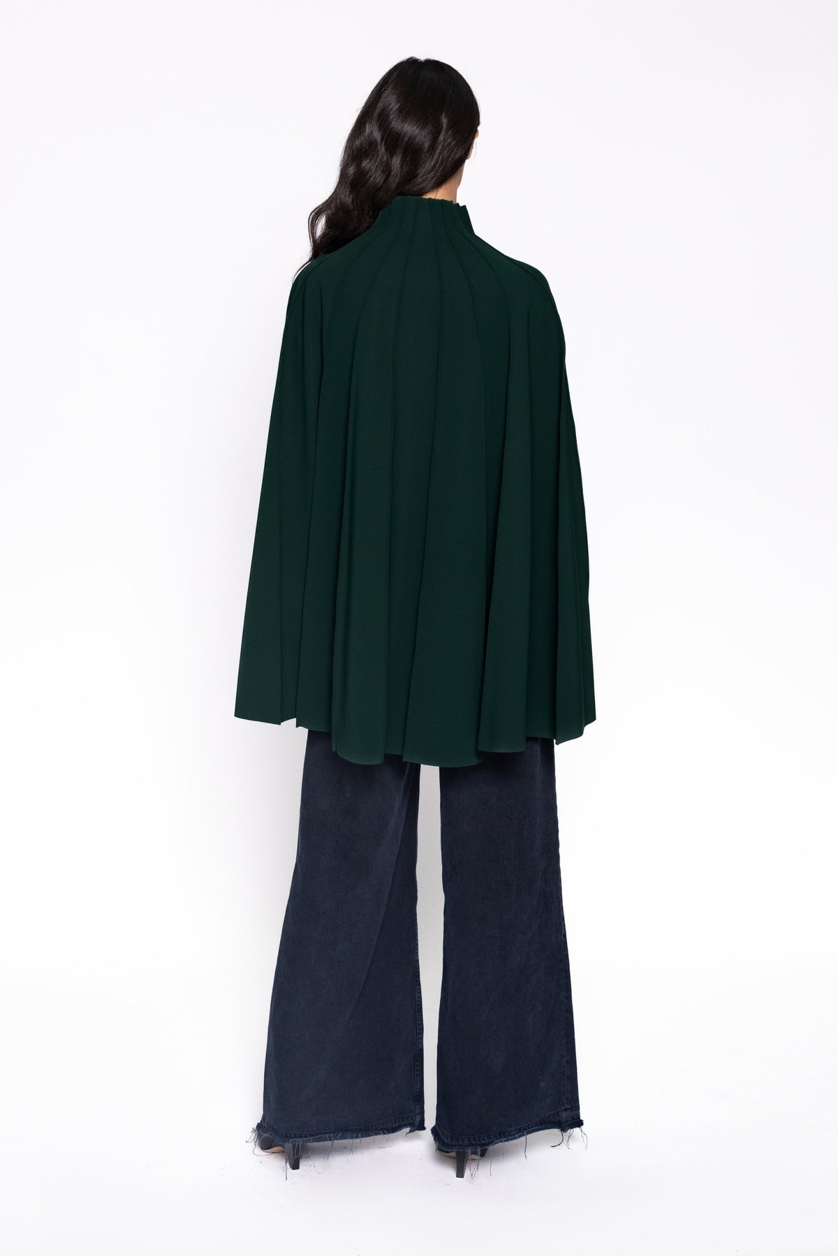 Jenisa Cape - Cypress