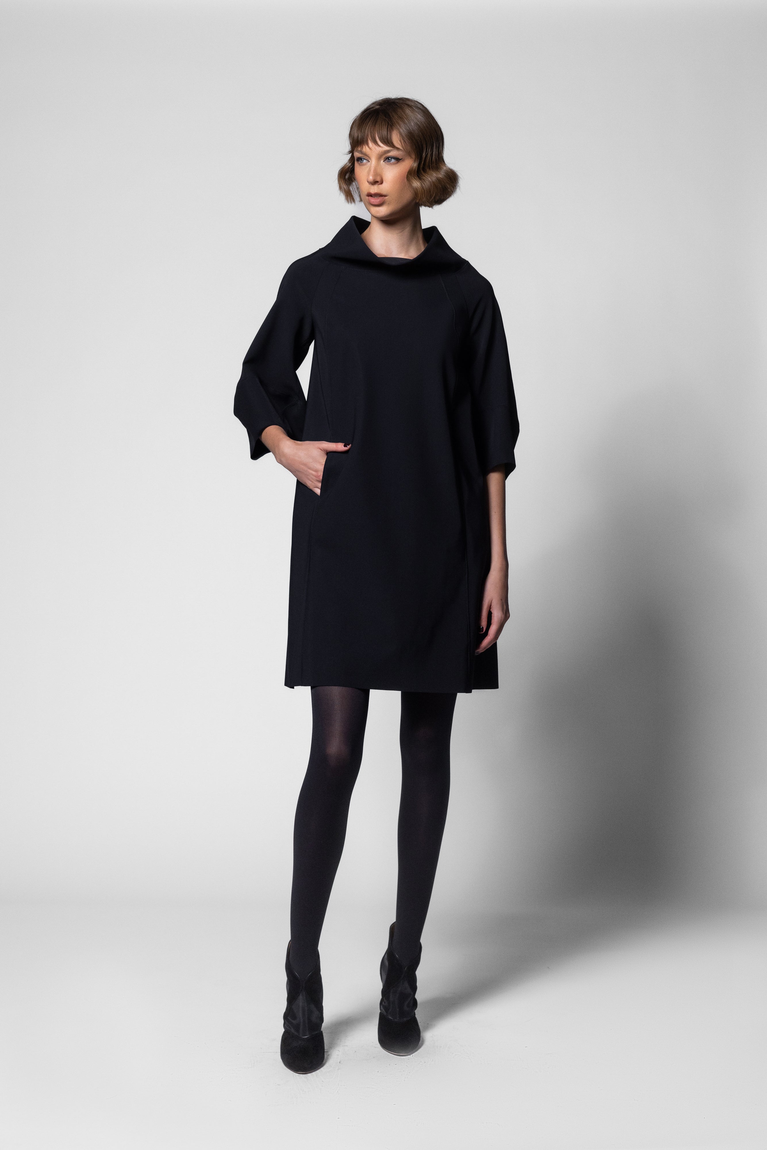 Serena Dress - Black Black / L Serena Dress - Black Black / L