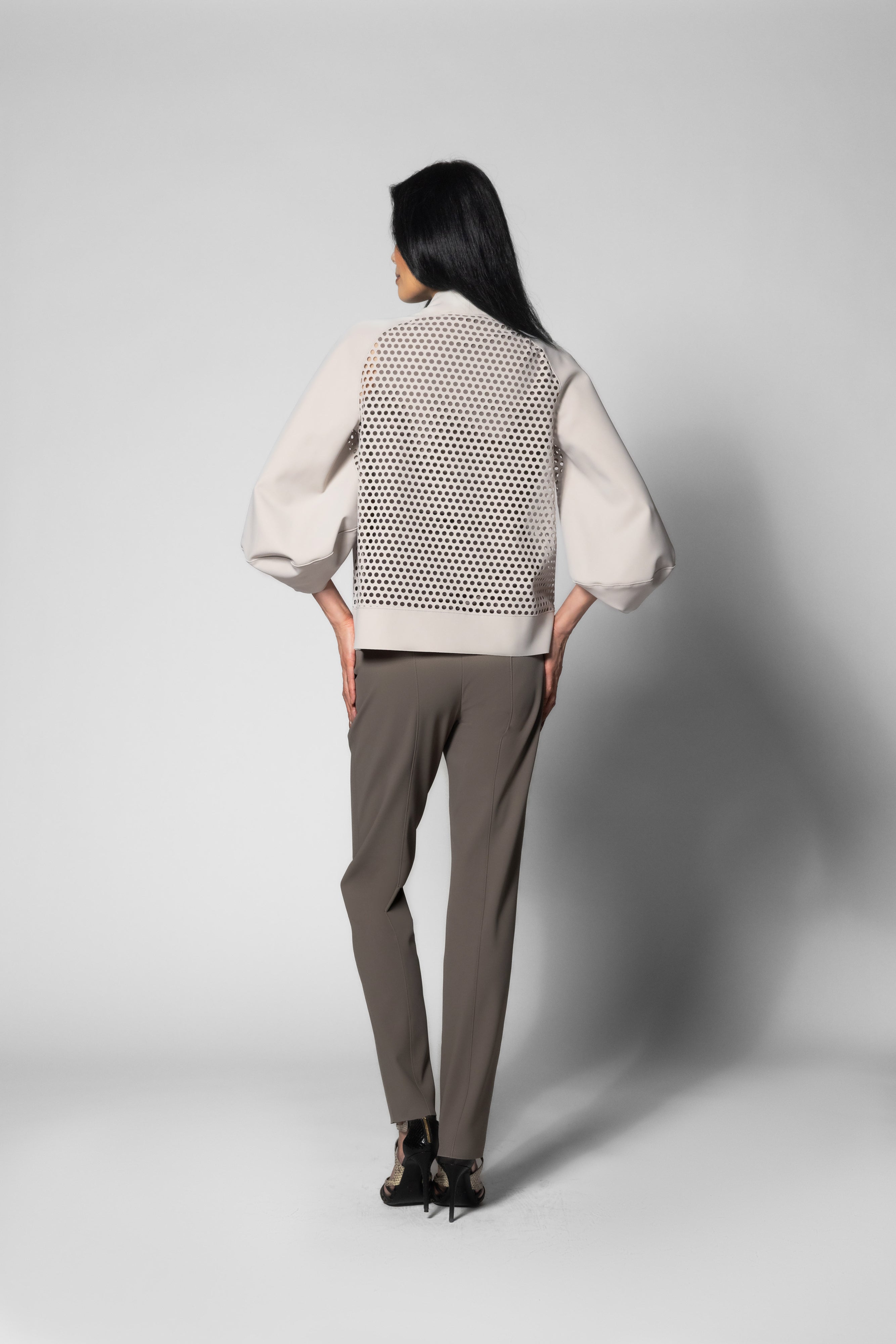 Thara Top - Avalanche Laser