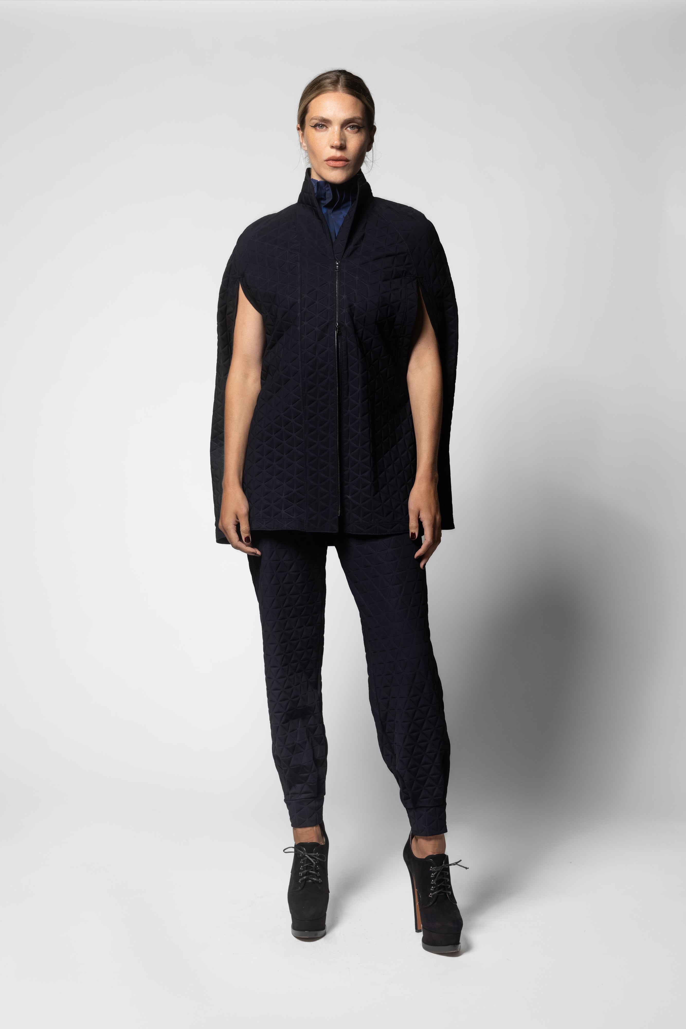 Virna Cape - Tria Grid