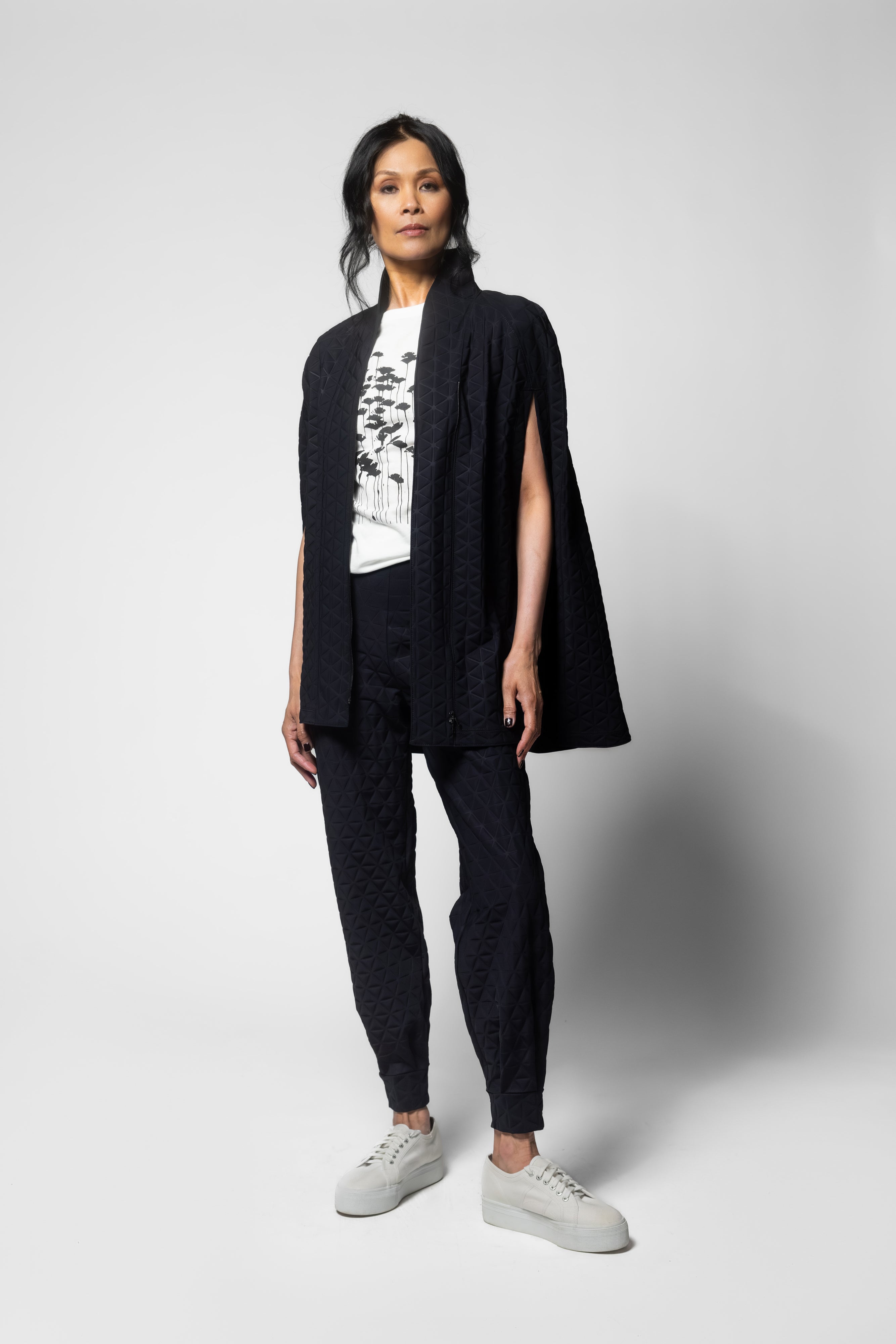 Virna Cape - Tria Grid