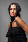 Form Wave Scarf - Black
